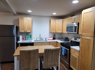 375 Ocean View Ave #B, Encinitas, CA 92024