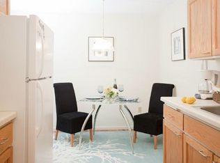 100 W 96th St APT 2D, Bloomington, MN 55420