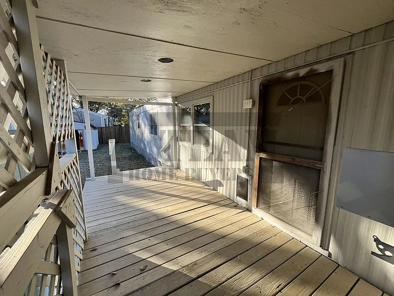 135 Oxbow St — Photo 4