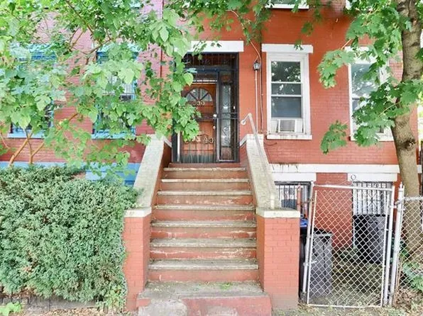 330 Halladay Street image 1 of 14