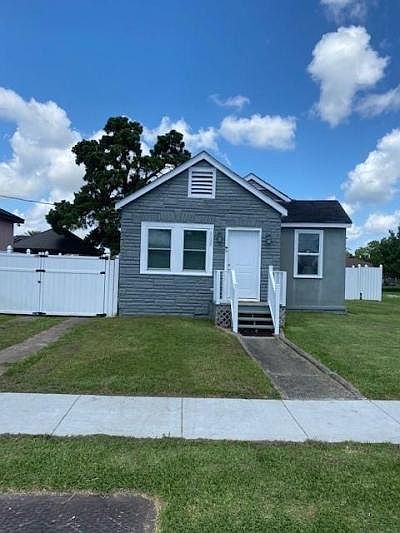 1st image of 4536 Majestic Oaks Dr