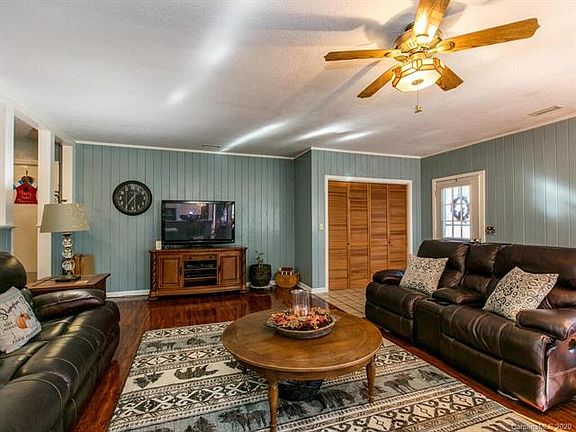 5th image of 1238 Woodmont Dr
