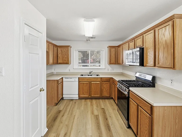 332 Wetzel — Photo 12