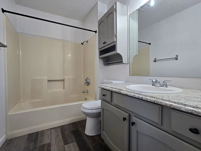 2408 Windmill Dr — Photo 13