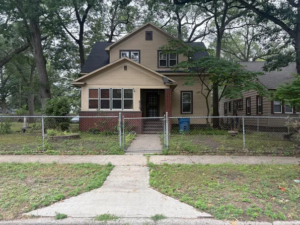 2117 Jefferson St, Muskegon Heights, MI 49444