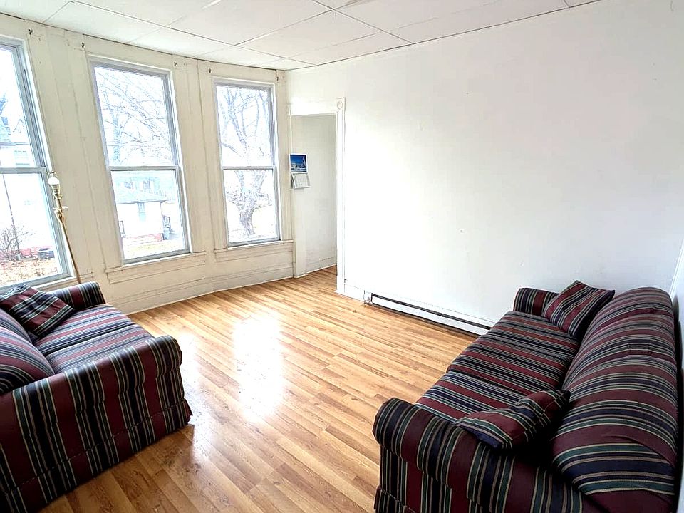 1st image of 439 S River St #3