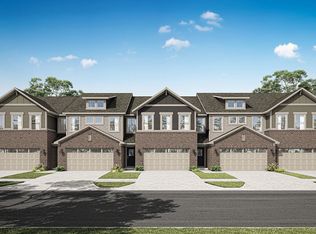 6611 Halsey St, Zionsville, IN 46077