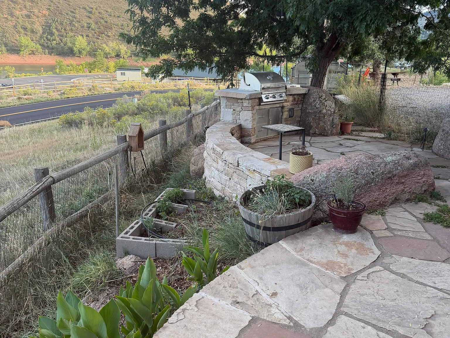 3 bed, 1850 sqft, $2,400 — Photo 3