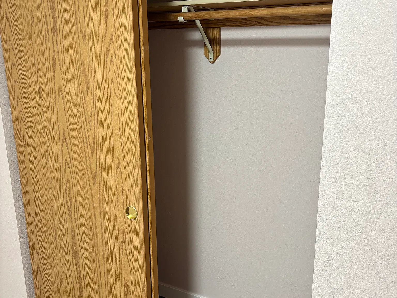 2 bed, 1002 sqft, $1,995 — Photo 3