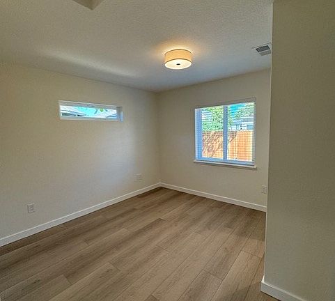 4th image of 1637 D Street Aly