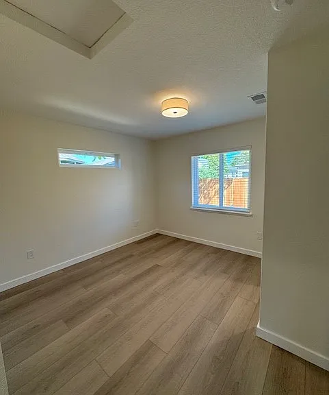 1637 D Street Aly — Photo 4