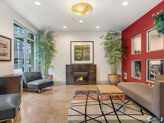 3rd image of 2440 Western Avenue #517