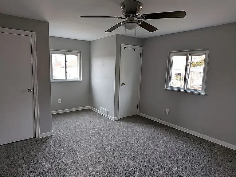 2912 Freeland St — Photo 10
