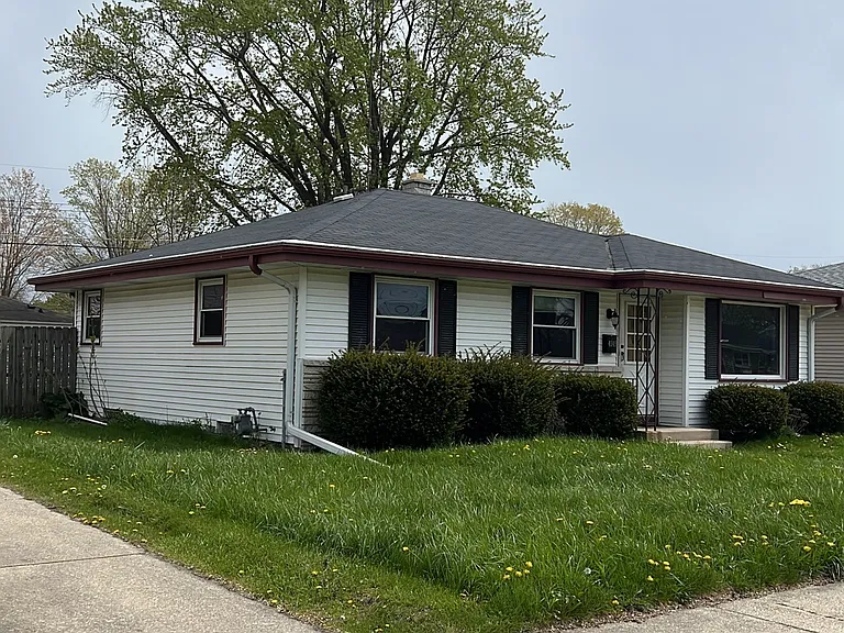 4149 Lasalle St — Photo 11