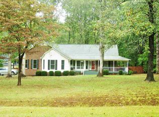 1320 Rabbit Run Rd, York, SC 29745