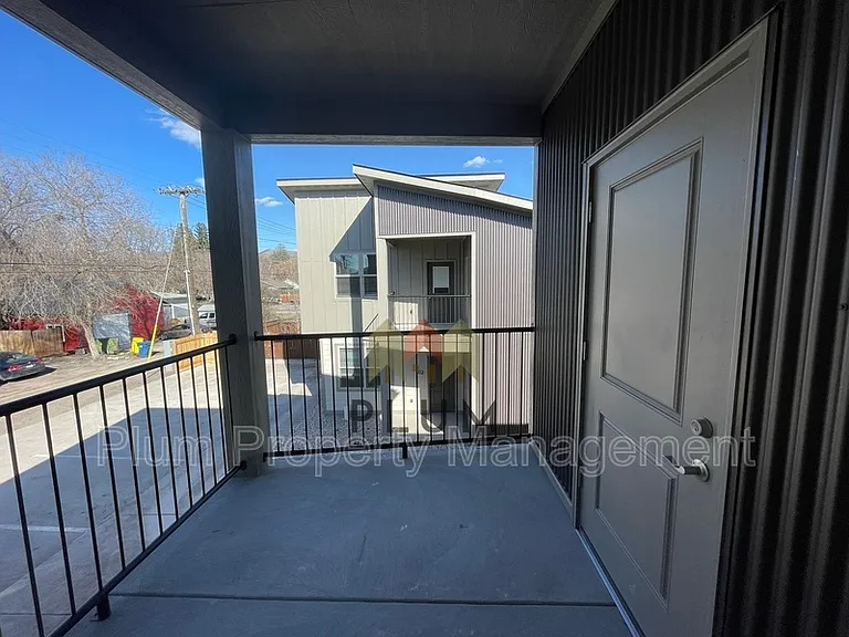 1724 S 14th St W #202 — Photo 20