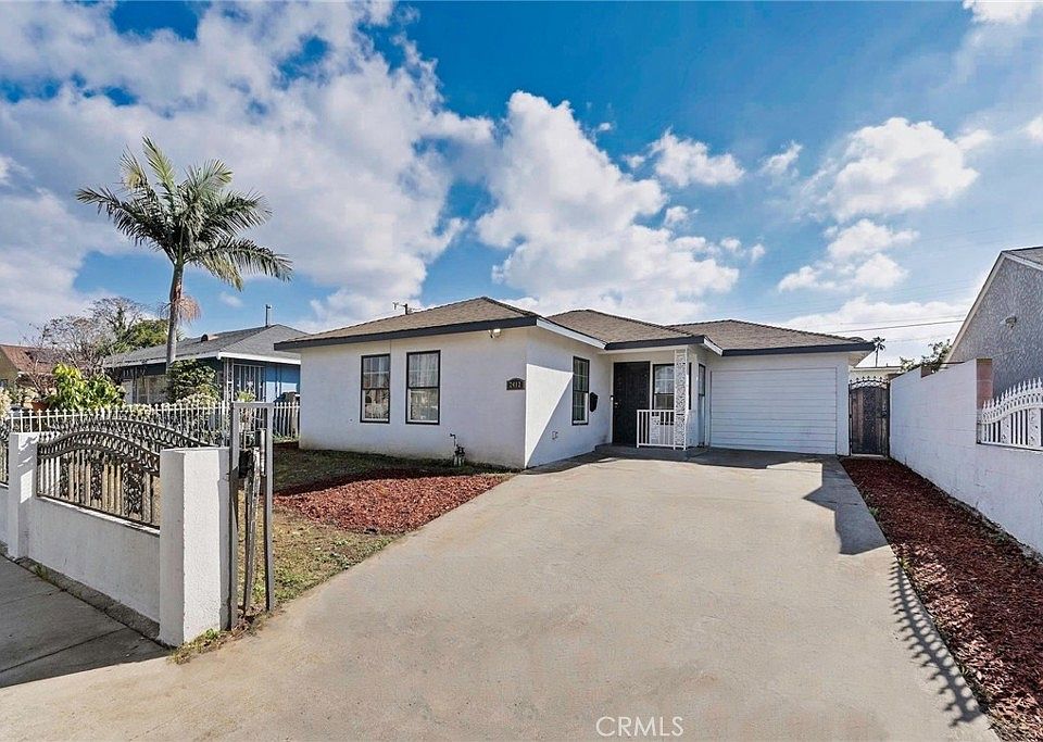 1st image of 2412 W Raymond St