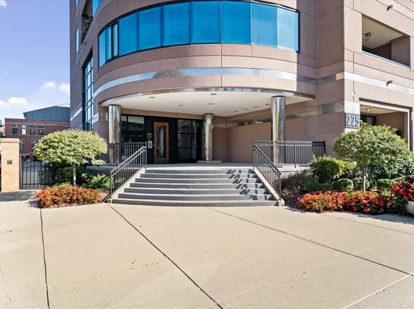 225 N New Jersey St APT 23, Indianapolis, IN 46204
