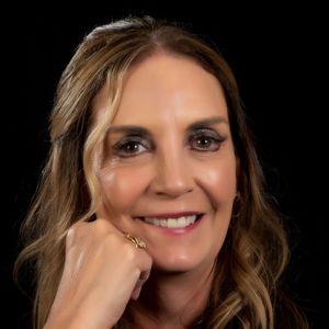 Michelle Ranieri, Broker