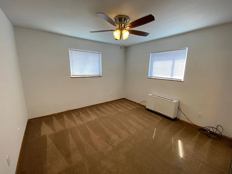 Chittenden Ave 34 UL — Photo 29
