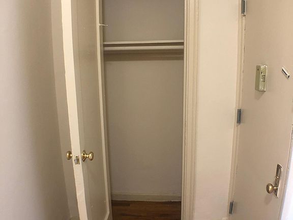 3rd image of 116 Bedford Park Blvd E #31