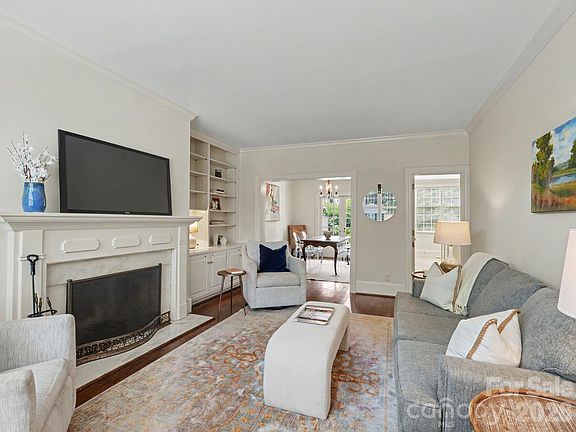 3rd image of 148 Perrin Pl