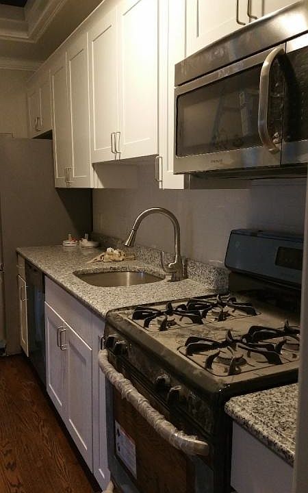2nd image of 42 Townsend St #2