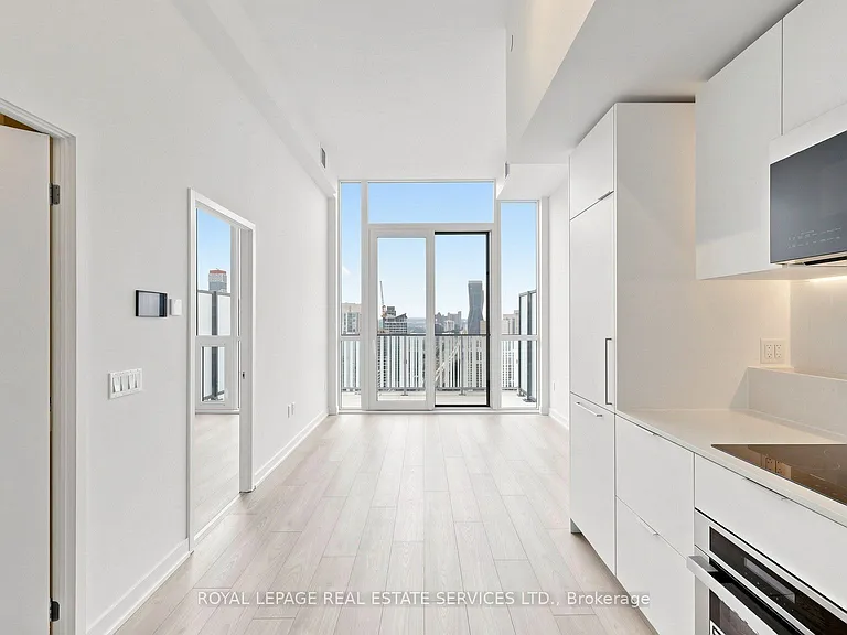 1 Fairview Rd E #3206 — Photo 8