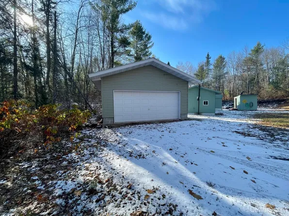 2791 Bear Creek Trl, Gwinn, MI 49841