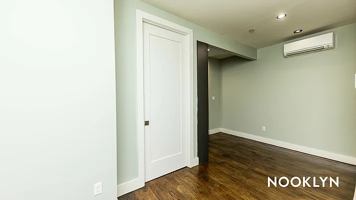 Rented by Nooklyn NYC LLC | media 6