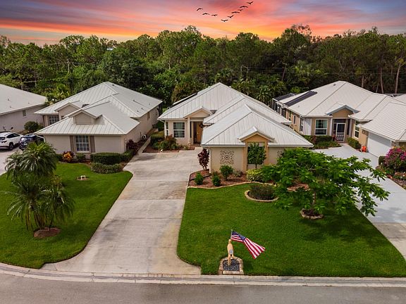 3rd image of 9407 Poinciana Court