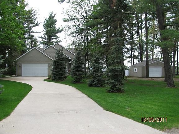 2nd image of 5784 E 52nd St
