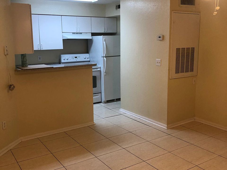 2nd image of 5136 Park Central Dr APT 223