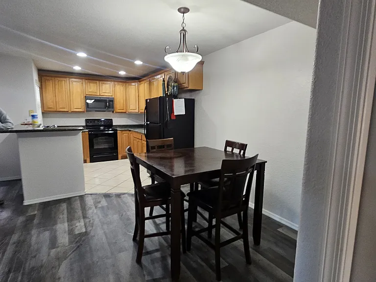 29217 Sage Ave #C — Photo 6