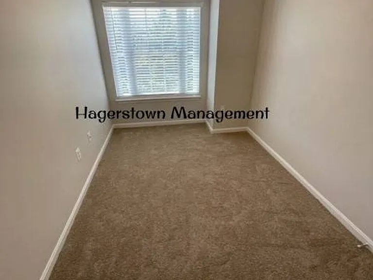 18319 Roy Croft Dr — Photo 11