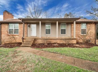 633 Highland View Ct, Hermitage, TN 37076