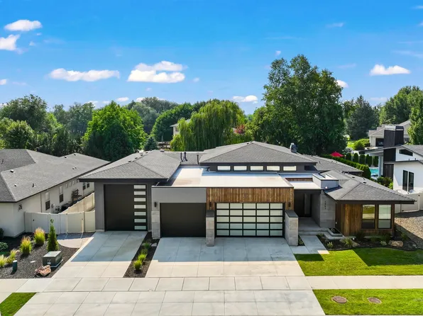 5963 N Hacienda Ave, Boise, ID 83703