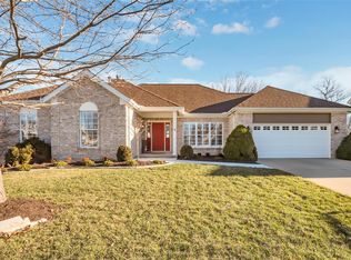 102 Brittania Ct, Saint Peters, MO 63376