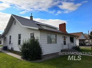65 E Arthur Ave, Glenns Ferry, ID 83623