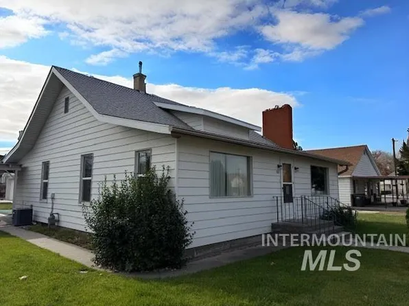 65 E Arthur Ave, Glenns Ferry, ID 83623