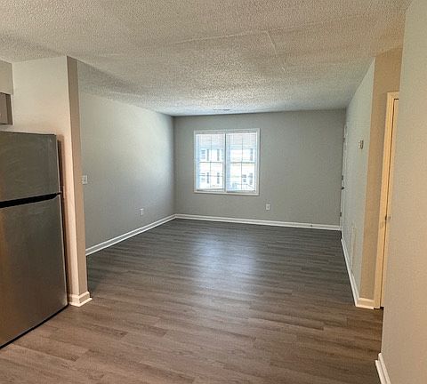 2nd image of 1613-1617 McPherson St APT B