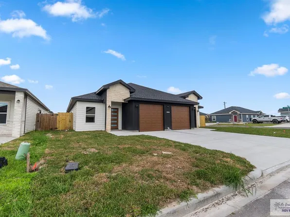 2228 Valley Cir, La Feria, TX 78559