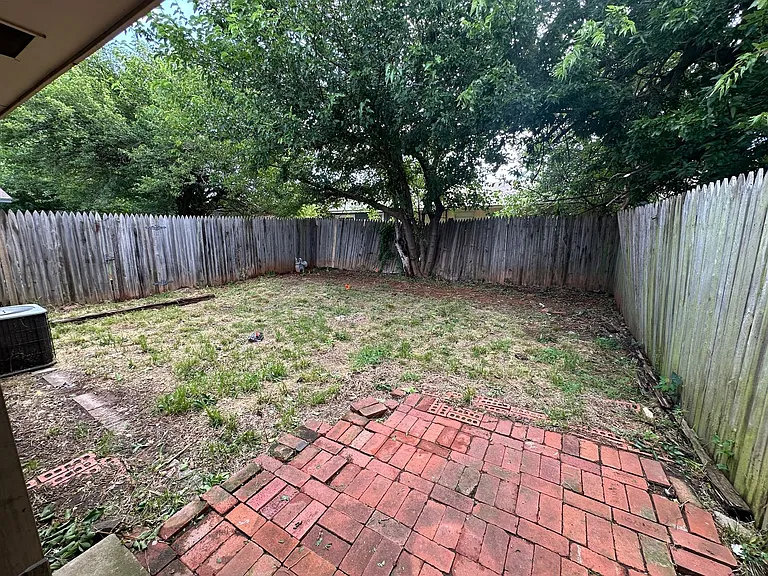 108 Kendra Dr — Photo 22