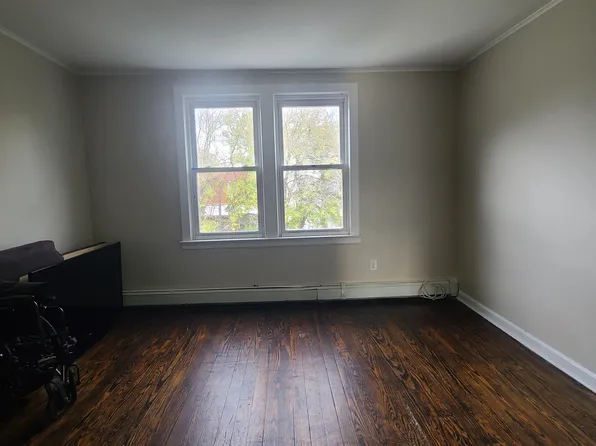 166 Armstrong Avenue image 12 of 18