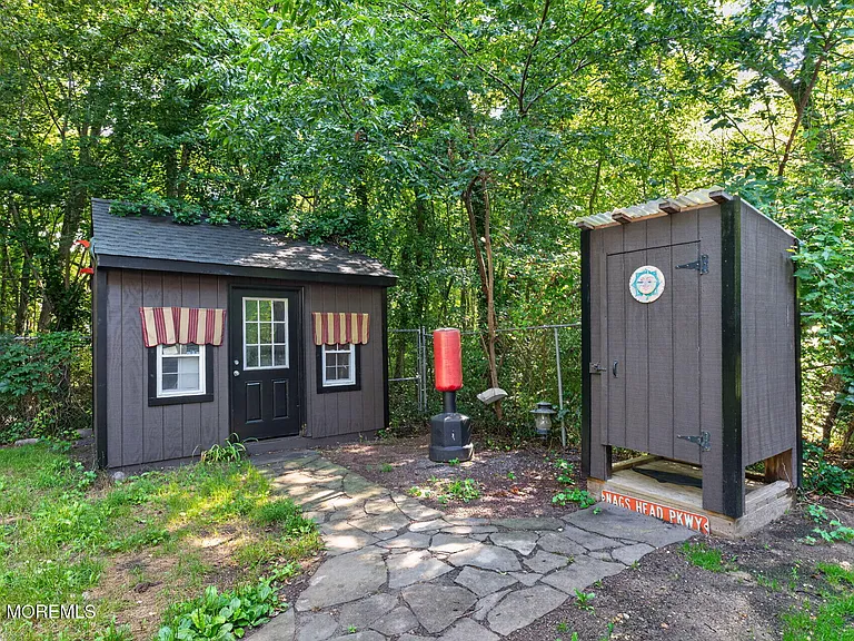 117 McDermott Rd — Photo 19