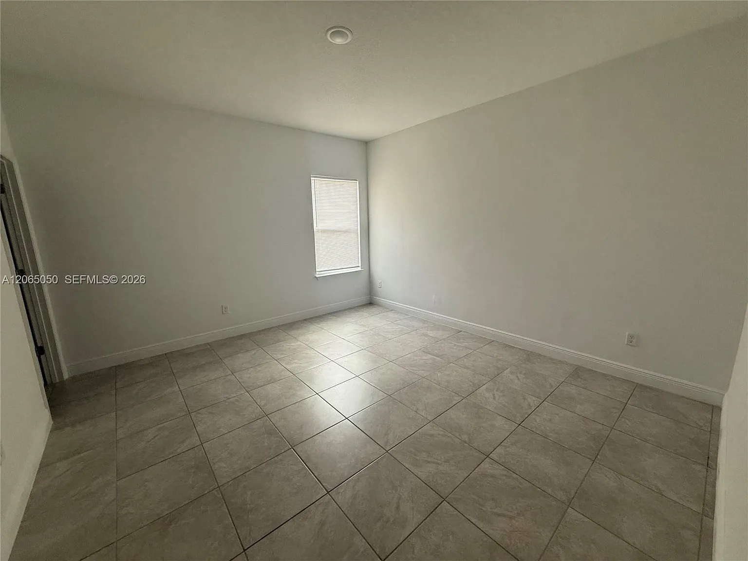 4 bed, 2.0 bath, $1,950 — Photo 4