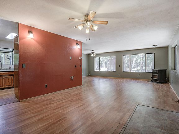 4th image of 32558 Beckwith Creek Ln