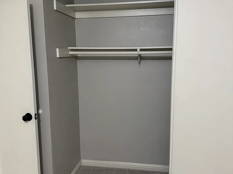 110 Panorama Dr #C — Photo 33