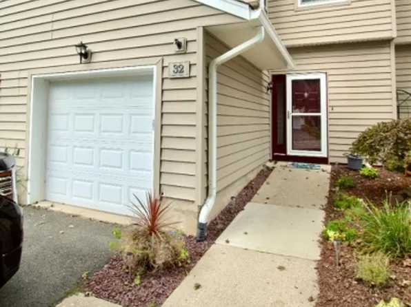 32 Rhea Run, Newton, NJ 07860