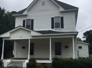 404 W Harnett St APT B, Dunn, NC 28334